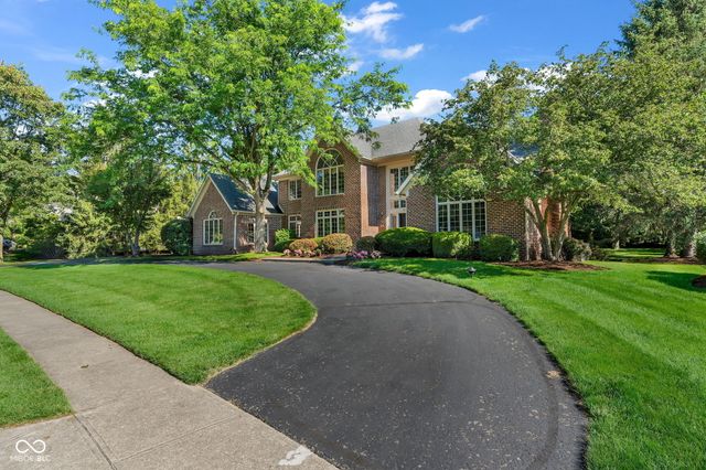 824 Wedgewood Lane, Carmel, IN 46033
