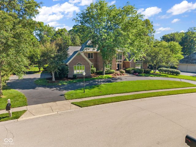 824 Wedgewood Lane, Carmel, IN 46033