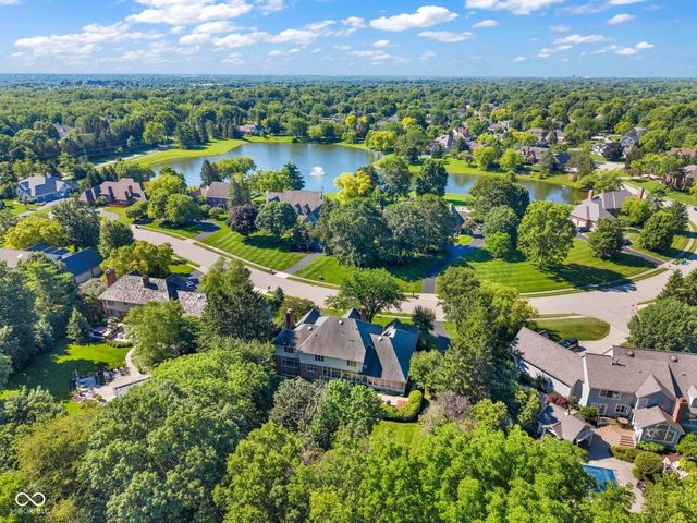 824 Wedgewood Lane, Carmel, IN 46033