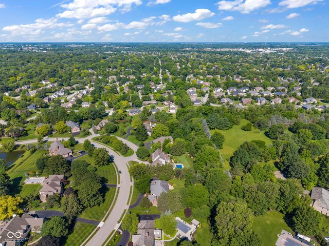 824 Wedgewood Lane, Carmel, IN 46033