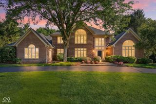 824 Wedgewood Lane, Carmel, IN 46033