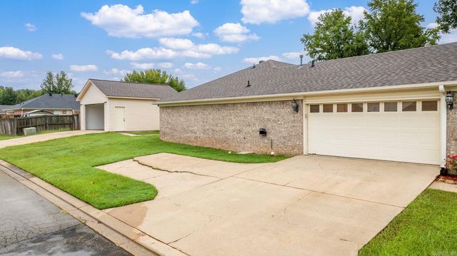 1312 High Meadow, Jacksonville, AR 72076