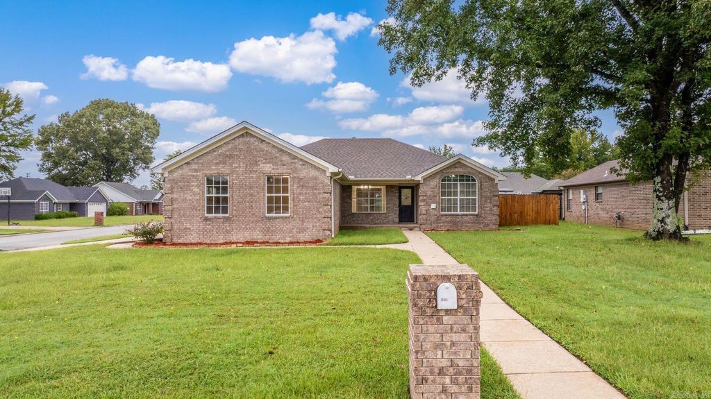 1312 High Meadow, Jacksonville, AR 72076