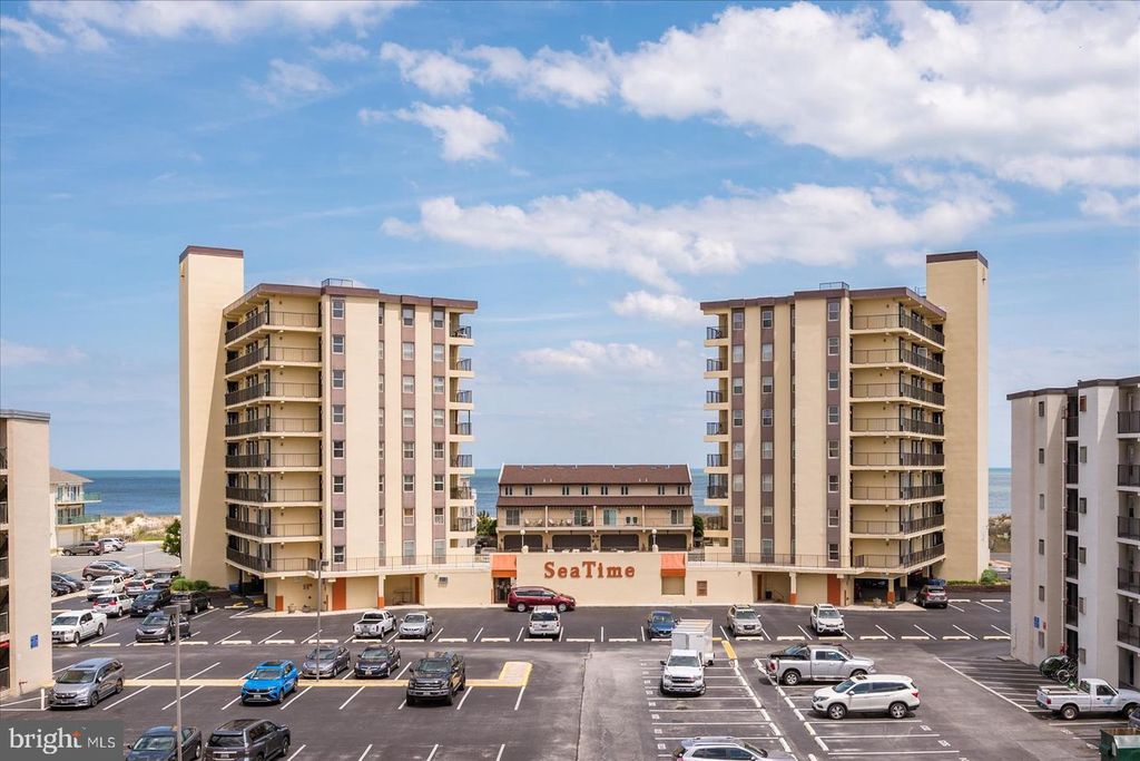 7 136th St # N401, Ocean City, MD 21842
