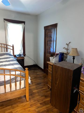 9335 NW 66th St, Silver Lake, KS 66539