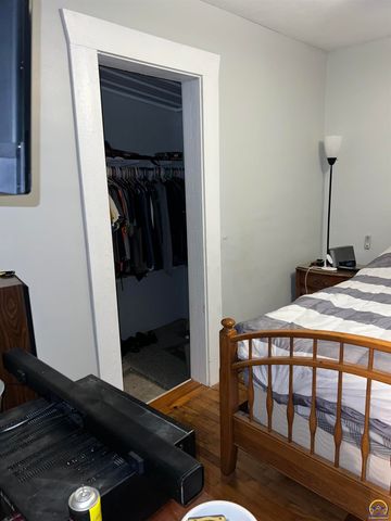 9335 NW 66th St, Silver Lake, KS 66539