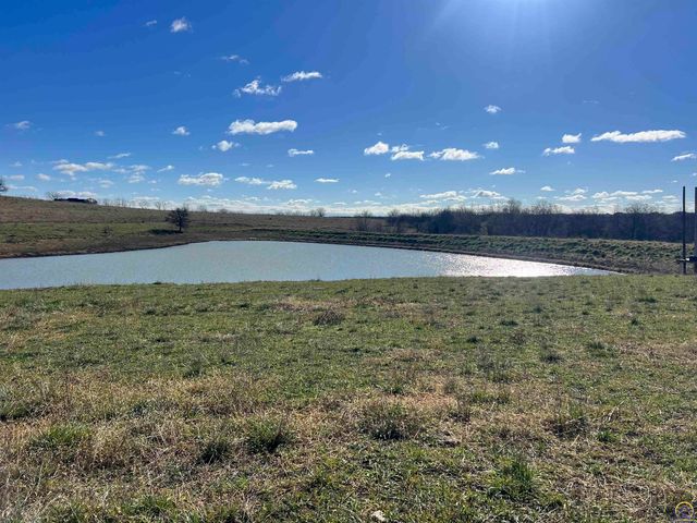 9335 NW 66th St, Silver Lake, KS 66539