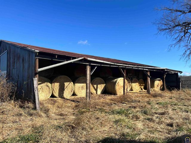 9335 NW 66th St, Silver Lake, KS 66539