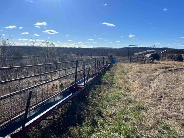 9335 NW 66th St, Silver Lake, KS 66539