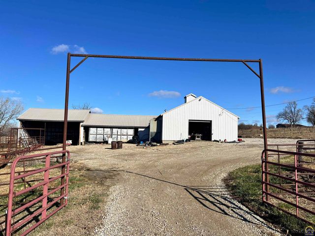 9335 NW 66th St, Silver Lake, KS 66539