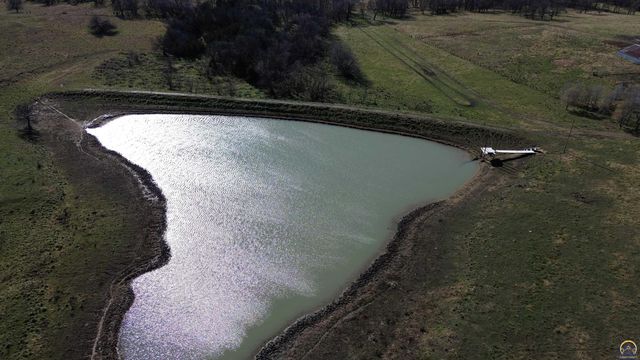 9335 NW 66th St, Silver Lake, KS 66539