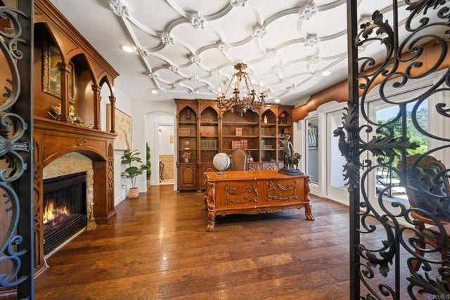 11947 IREDELL STREET, Studio City, CA 91604