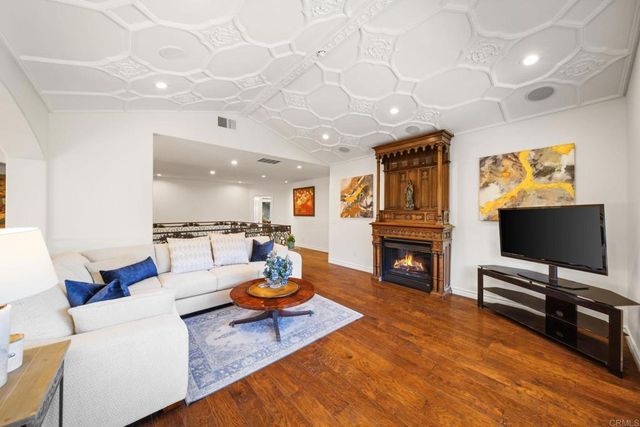11947 IREDELL STREET, Studio City, CA 91604