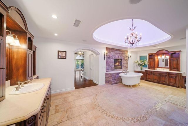11947 IREDELL STREET, Studio City, CA 91604