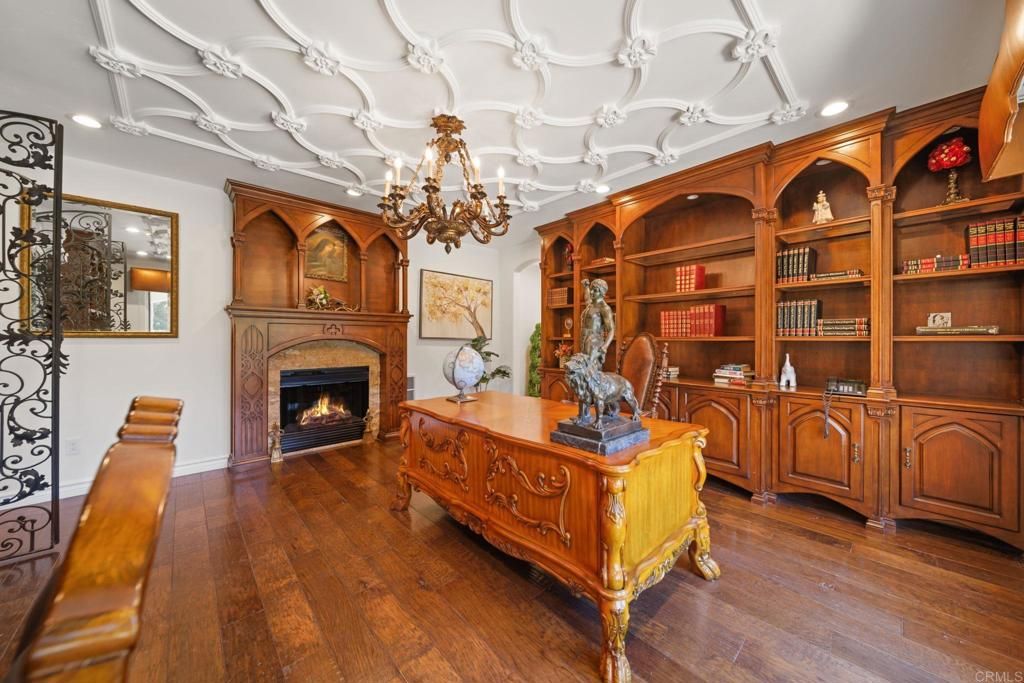 Image 20 of property listing at 11947 IREDELL STREET, Studio City, CA 91604