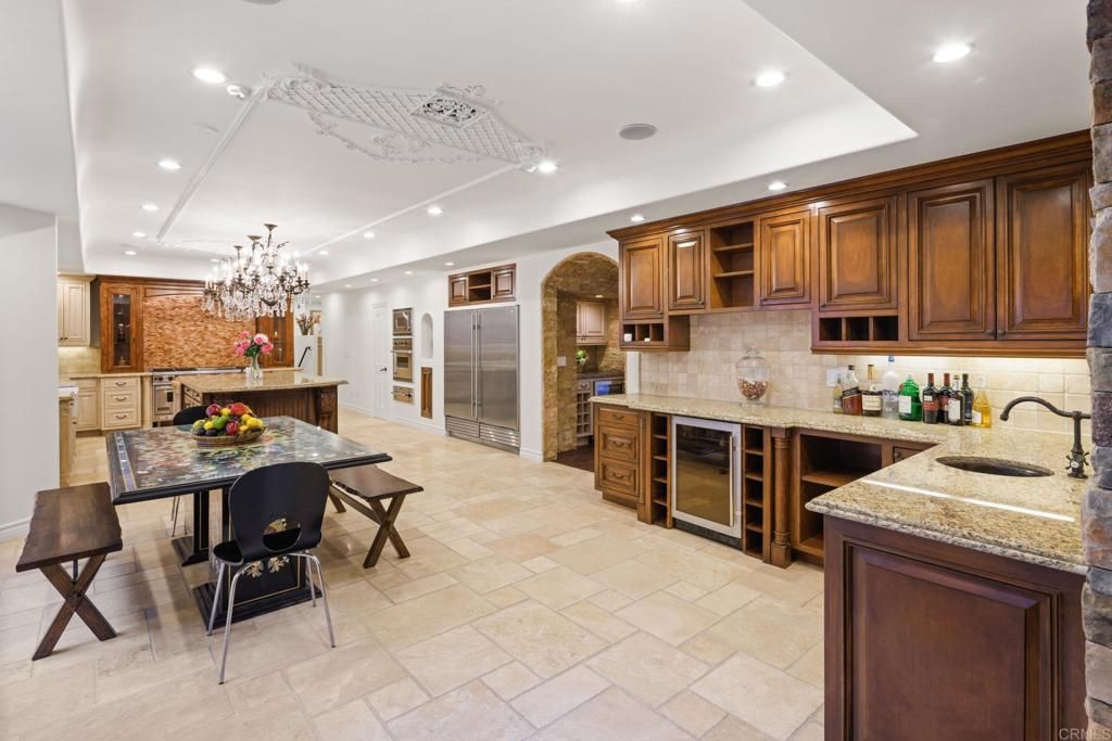 Image 31 of property listing at 11947 IREDELL STREET, Studio City, CA 91604