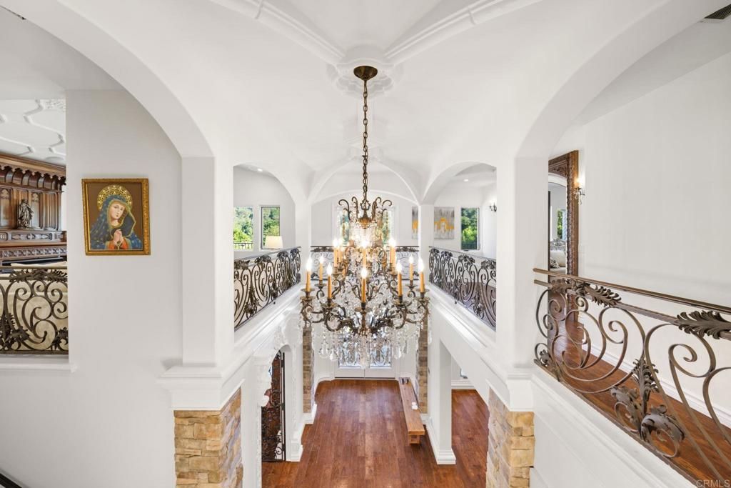 Image 40 of property listing at 11947 IREDELL STREET, Studio City, CA 91604