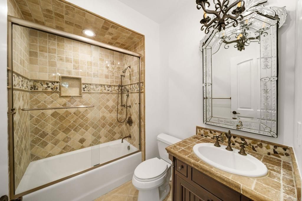 Image 45 of property listing at 11947 IREDELL STREET, Studio City, CA 91604