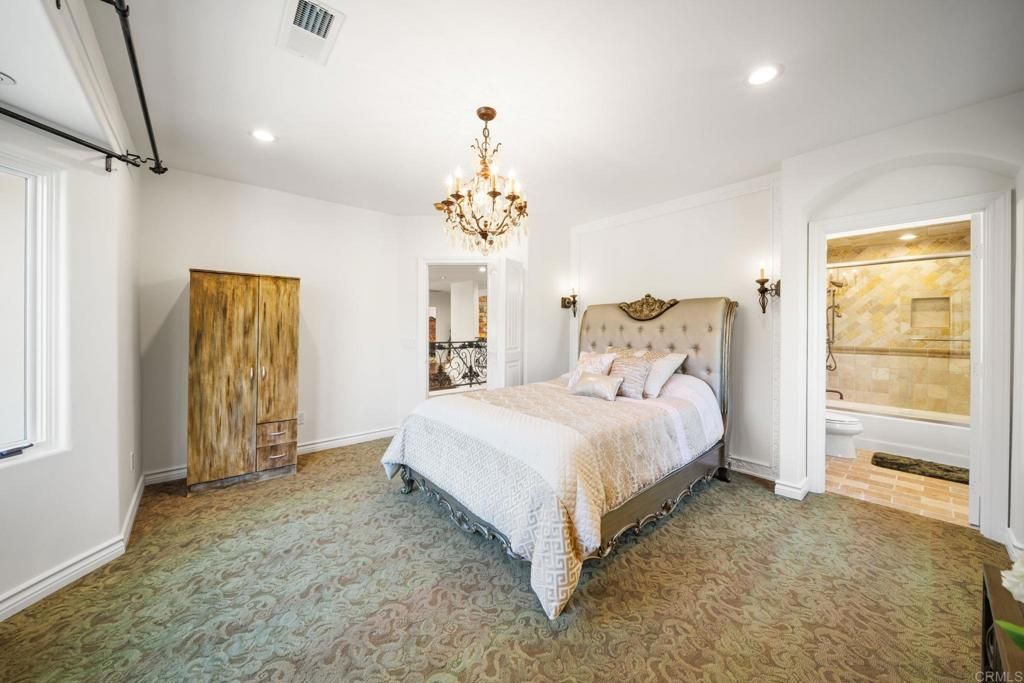 Image 46 of property listing at 11947 IREDELL STREET, Studio City, CA 91604