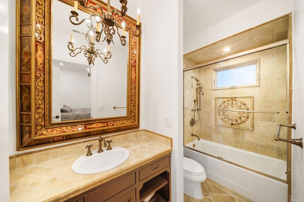 Image 50 of property listing at 11947 IREDELL STREET, Studio City, CA 91604