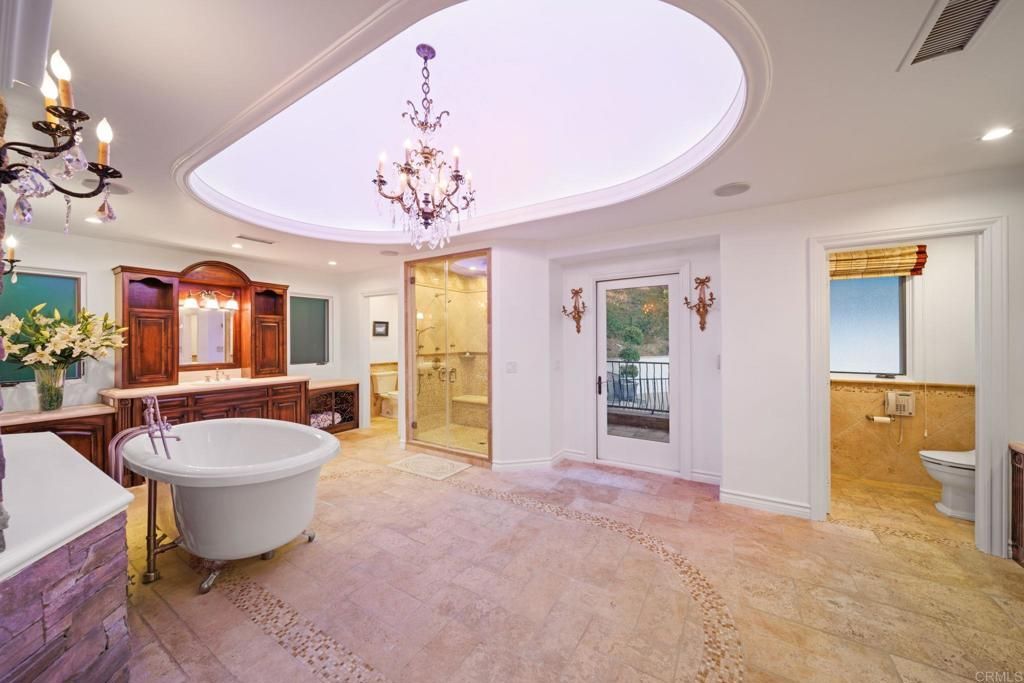 Image 62 of property listing at 11947 IREDELL STREET, Studio City, CA 91604