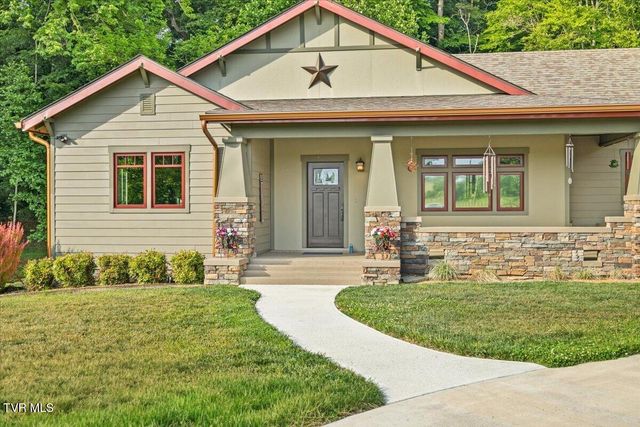 375 Middle Creek Road, Afton, TN 37616