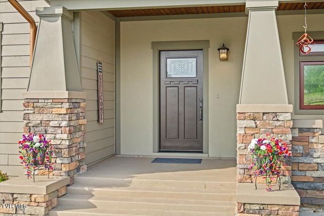 375 Middle Creek Road, Afton, TN 37616