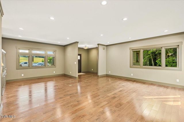 375 Middle Creek Road, Afton, TN 37616