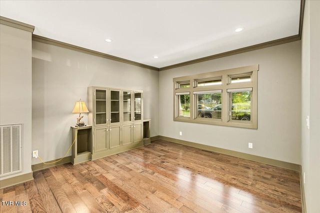 375 Middle Creek Road, Afton, TN 37616