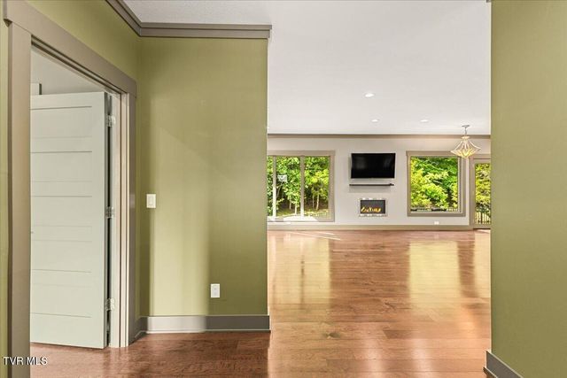 375 Middle Creek Road, Afton, TN 37616