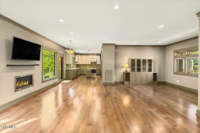 375 Middle Creek Road, Afton, TN 37616