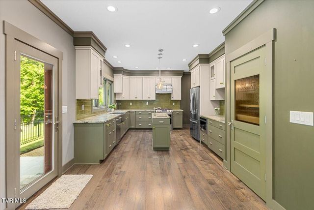 375 Middle Creek Road, Afton, TN 37616