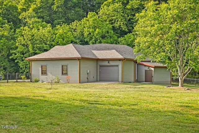 375 Middle Creek Road, Afton, TN 37616
