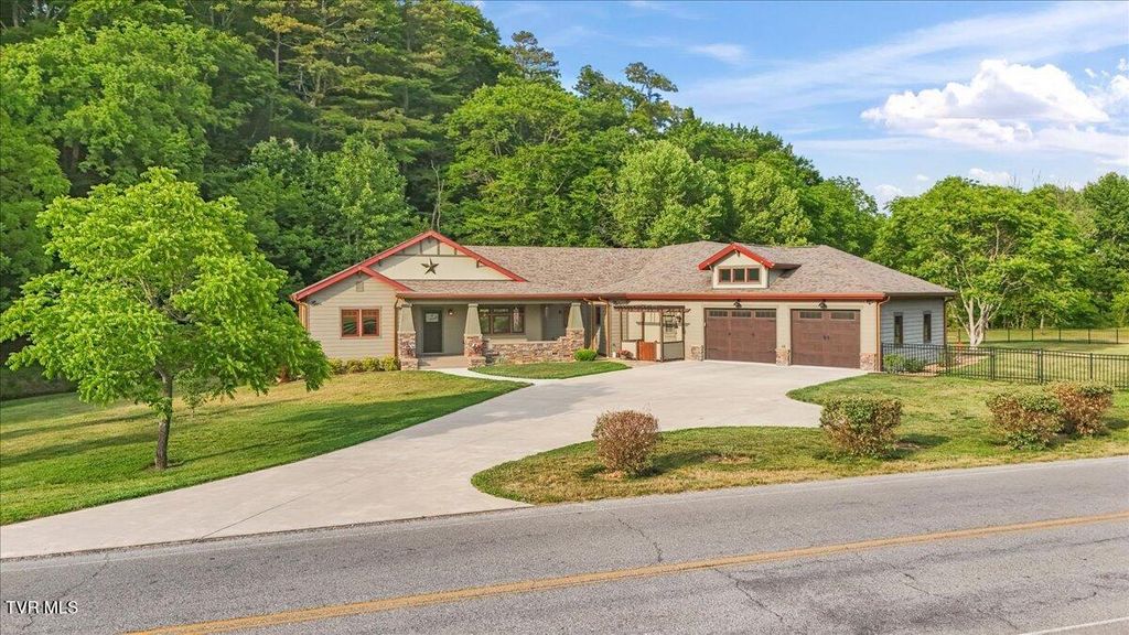 375 Middle Creek Road, Afton, TN 37616