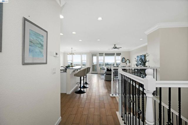 6299 Rocky Point Ct, Oakland, CA 94605