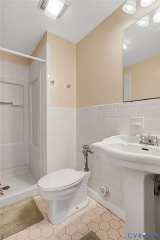 11005 Sassafras Dr, North Prince George, VA 23860