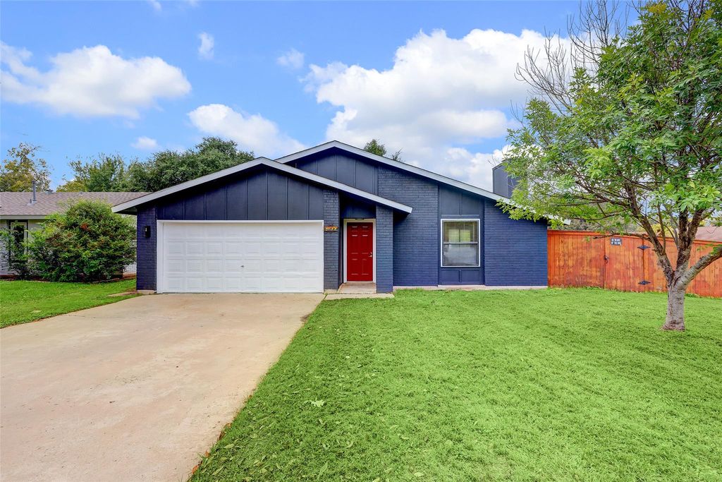 6300 Capriola DR, Austin, TX 78745