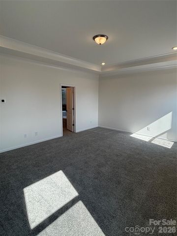 10221 Whitaker Pointe Drive, Huntersville, NC 28078