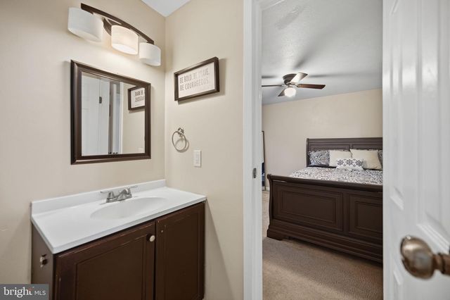 8005 COVINGTON AVE, Glen Burnie, MD 21061