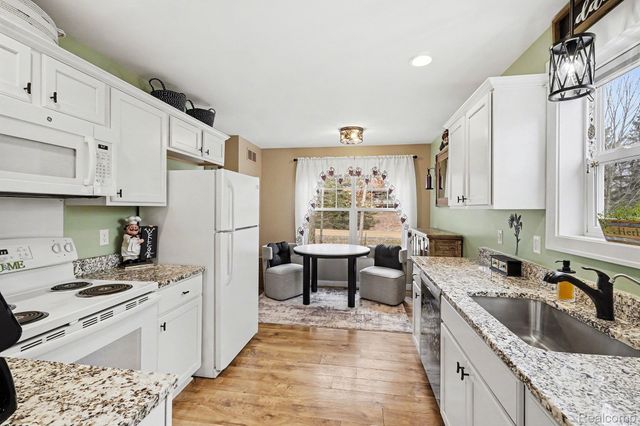 4537 Lakewood Drive, Marathon Township, MI 48464