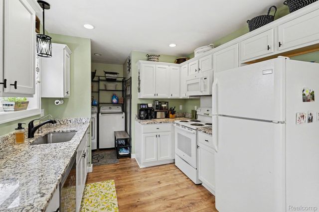 4537 Lakewood Drive, Marathon Township, MI 48464