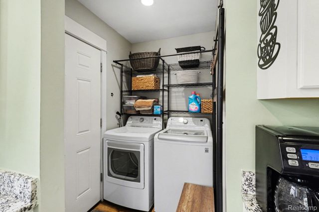 4537 Lakewood Drive, Marathon Township, MI 48464