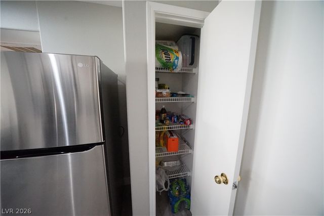 7255 West Sunset Road 2061, Las Vegas, NV 89113