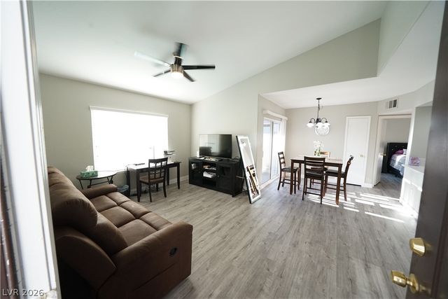 7255 West Sunset Road 2061, Las Vegas, NV 89113