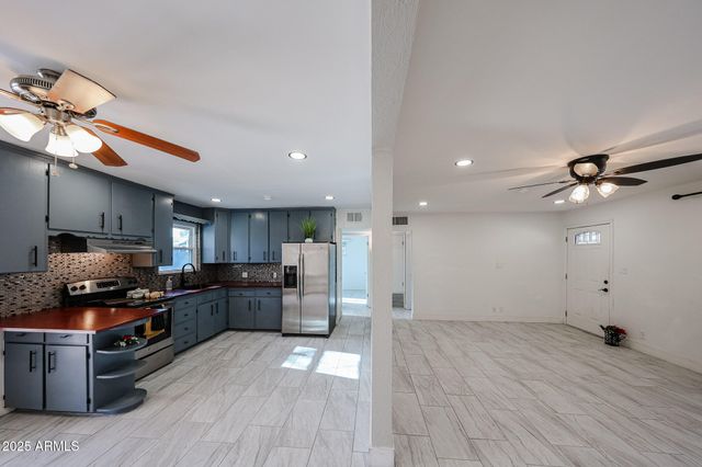 2317 W WHITTON Avenue, Phoenix, AZ 85015