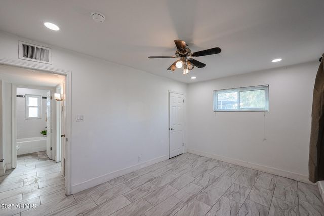 2317 W WHITTON Avenue, Phoenix, AZ 85015