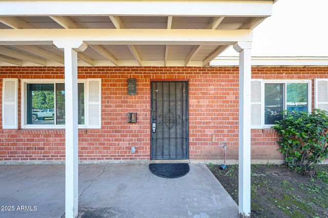 2317 W WHITTON Avenue, Phoenix, AZ 85015