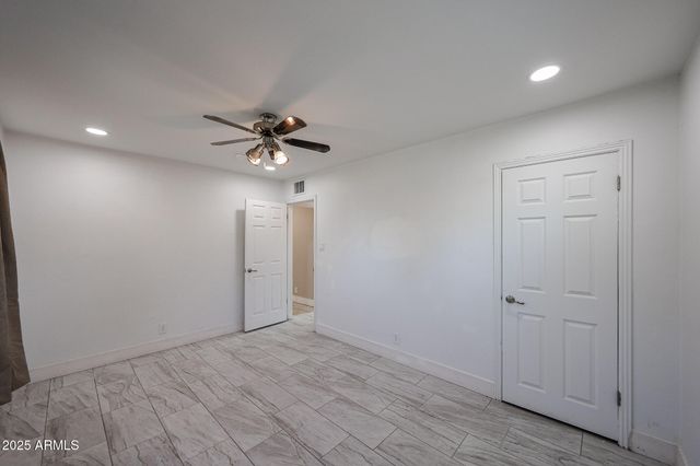 2317 W WHITTON Avenue, Phoenix, AZ 85015