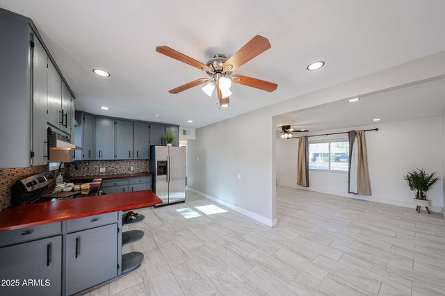 2317 W WHITTON Avenue, Phoenix, AZ 85015