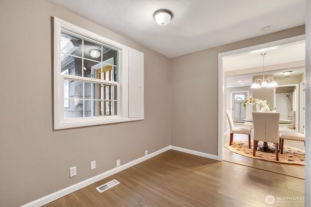 9004 218th Street SW, Edmonds, WA 98026